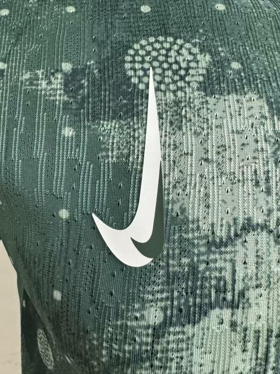 إصدار اللاعب 24/25 القميص الثالث لتوتنهام هوتسبير 24/25
