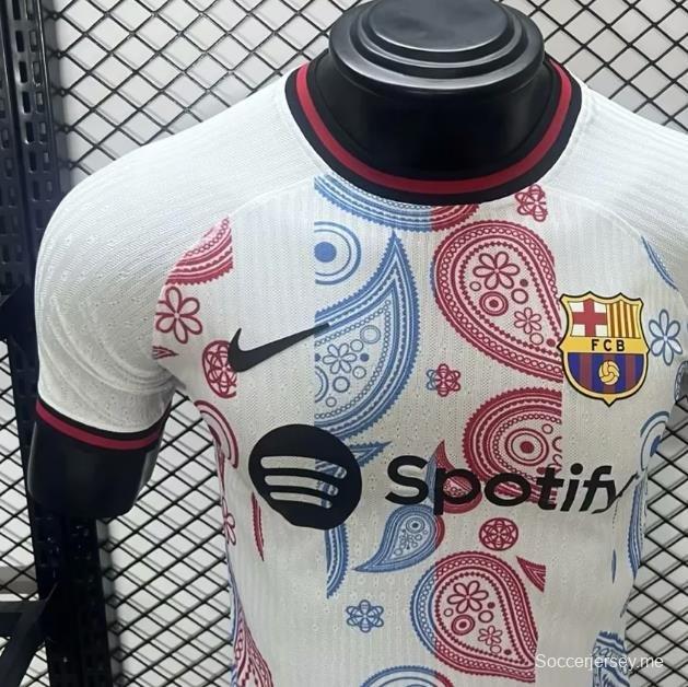 إصدار اللاعب 24/25 قميص برشلونة 24/25 قميص أبيض بنمط خاص
