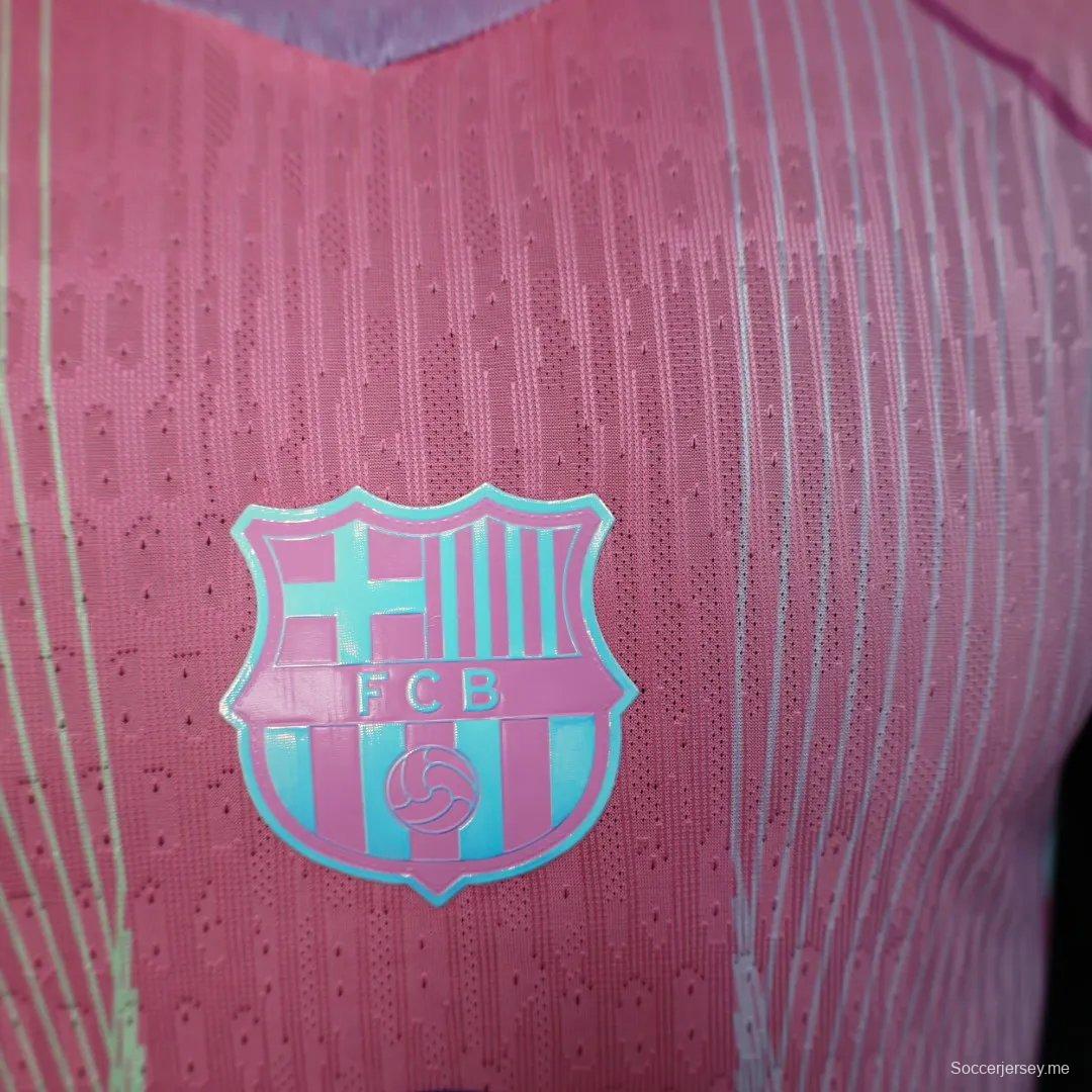 نسخة اللاعب 25/26 قميص برشلونة الوردي الخاص 25/26