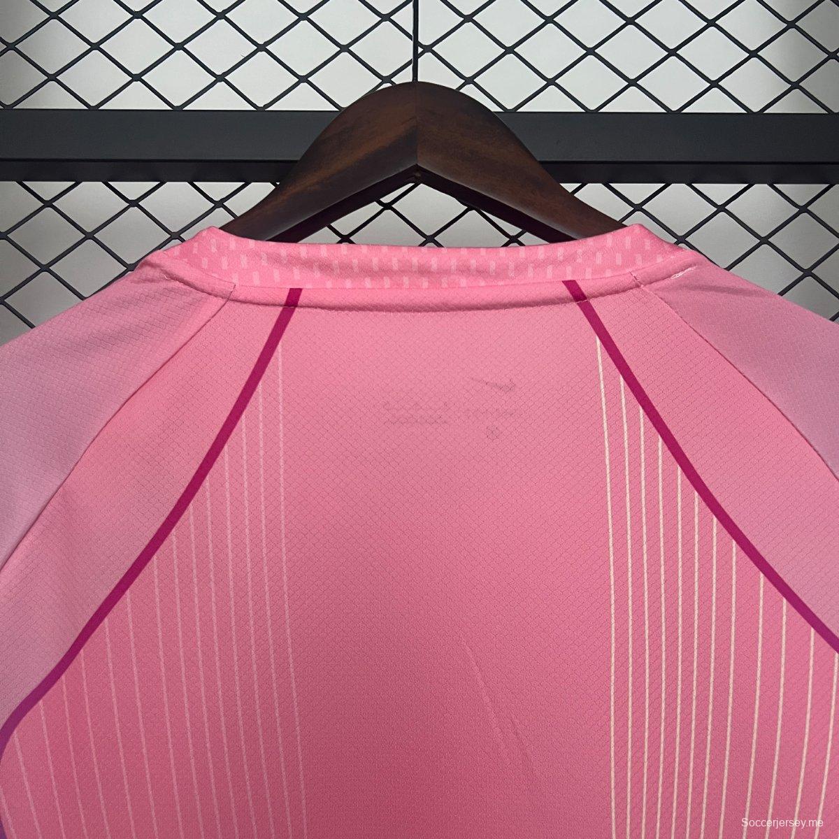 25/26 قميص برشلونة الوردي الخاص 25/26