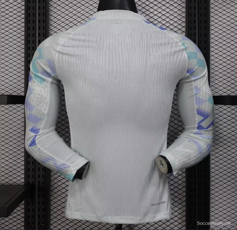 نسخة اللاعب 25/26 قميص بأكمام طويلة أبيض طويل الأكمام من انتر ميلان 25/26