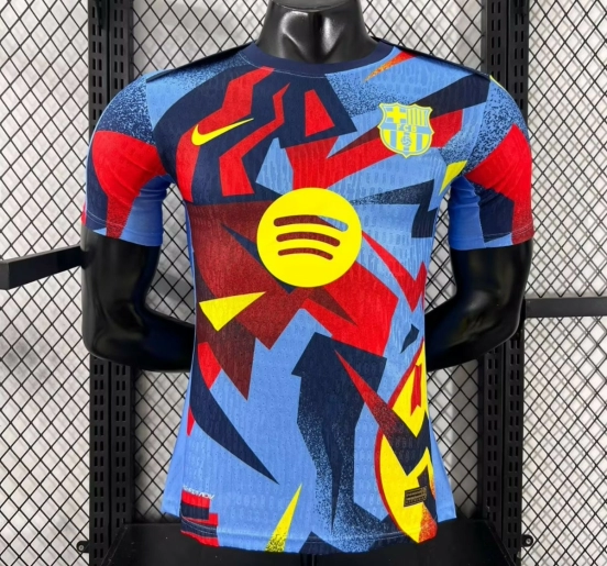 إصدار اللاعب 25/26 قميص نادي برشلونة في الكلاسيكو الرابع قبل المباراة