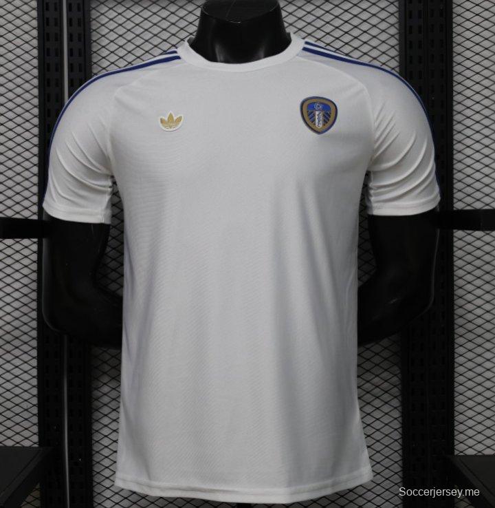 قميص لاعب نسخة 25/26 ليدز يونايتد الأبيض  الملعب الرئيسي