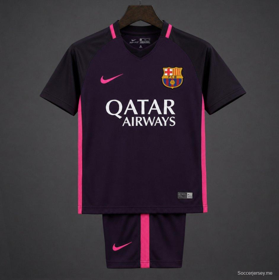 قميص برشلونة للعب خارج أرضه للموسم 2016/2017