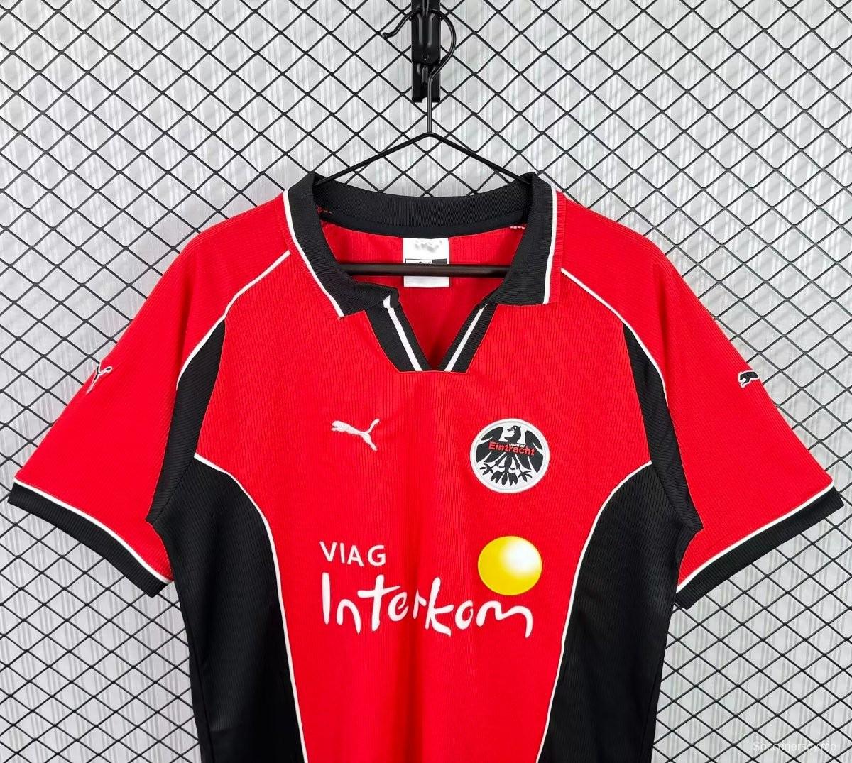 قميص إينتراخت فرانكفورت الرئيسي لموسم 1999/2000